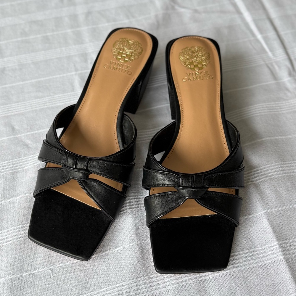 Vince Camuto Women's Black Leather Knotted Block Heel Slide Sandals size 10